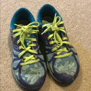 Girls New Balance shoes